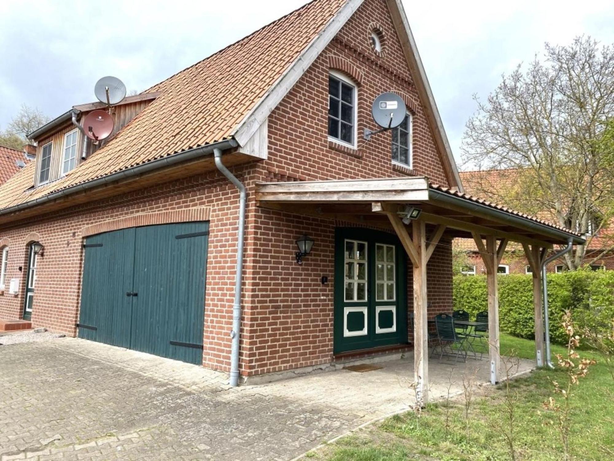Apartment Falkenhorst - Kirchtwiete 4a Luedersburg